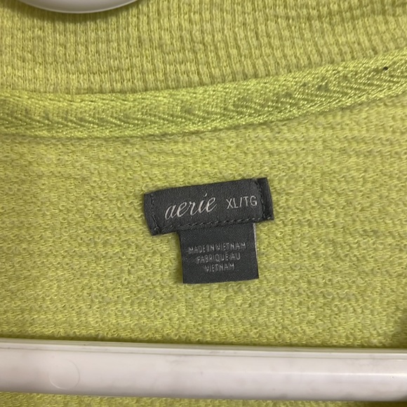Aerie Lightweight Crewneck - Picture 2 of 3